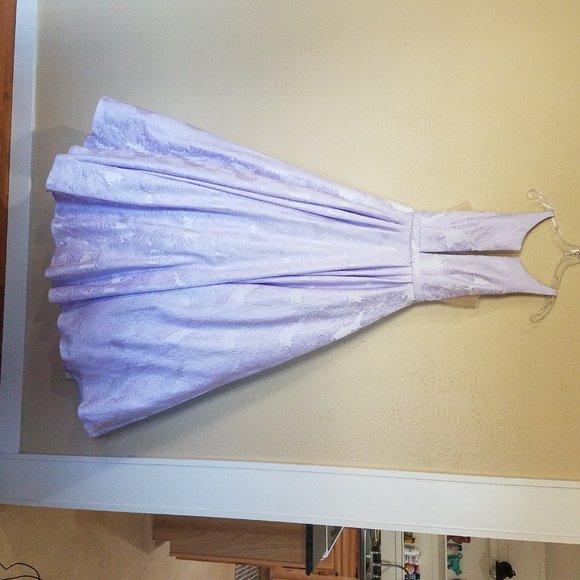 SHERRI HILL PURPLE FLORAL  PROM/HOMECOMING DRESS - Picture 4 of 15